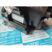 RENAULT DUSTER 2010- фара передняя правая (2WD, серебристая маска) BOSCH 676512096
